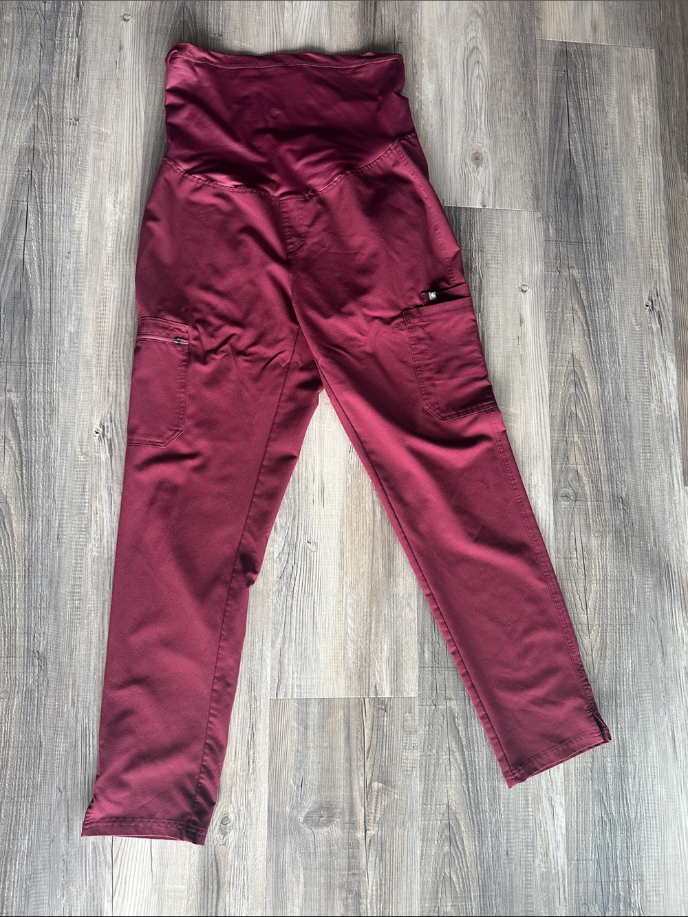 Figs Women’s Maternity High-Waist Cargo Joggers in Burgundy- Tall